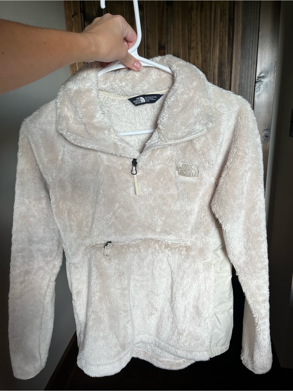 The North Face Women's Cream Plush Teddy Quarter-Zip Pullover Jacket